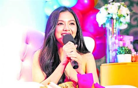 Jennica Garcia gets candid about her weakness in love: ‘Medyo .